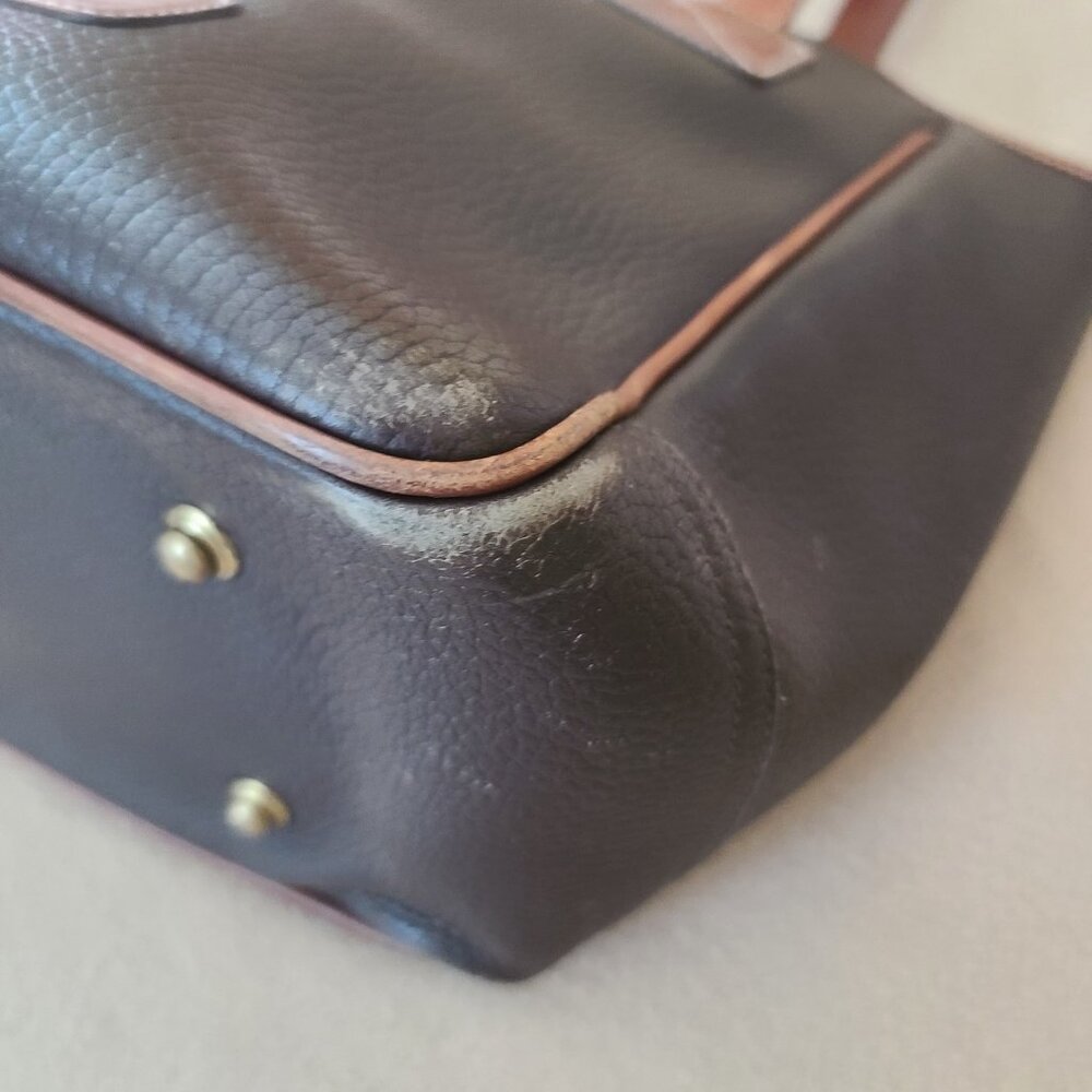 Vintage Dooney & Bourke AWL Leather Tote Brown w Buckle Closure Made In USA - Picture 5 of 16